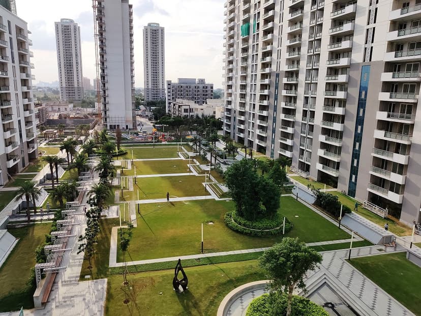 DLF The Ultima Sector 81 Gurugram | Luxury 3 & 4 BHK Apartments in DLF Garden City